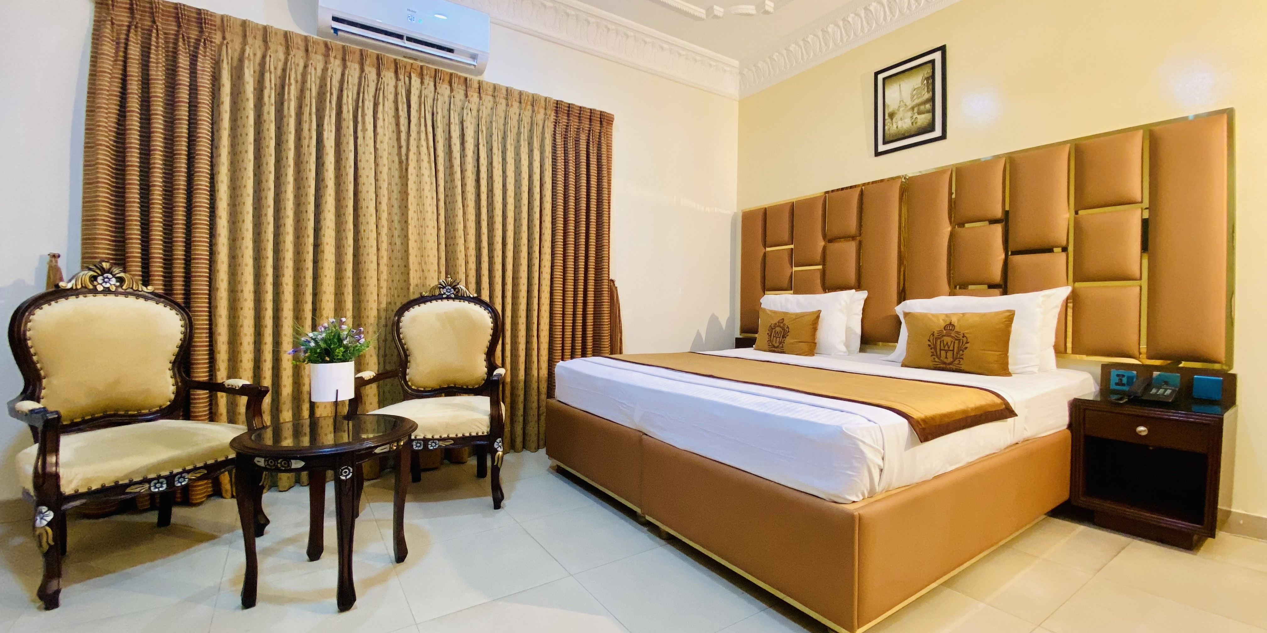 Executive Suite - Branch Two